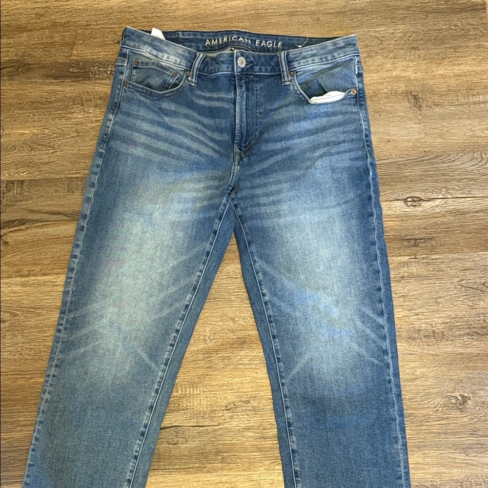 American Eagle Outfitters Men's Classic Blue Straight Jeans